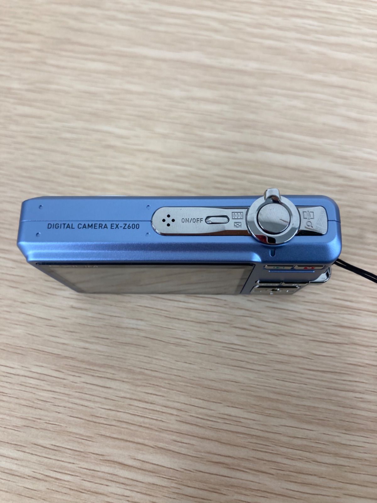 【美品】CASIO EXILIM EX-Z600 ブルー (動作確認済) ○ 3 通電未確認 CASIO EXILIM EX-Z600 ブルー デジタルカメラ