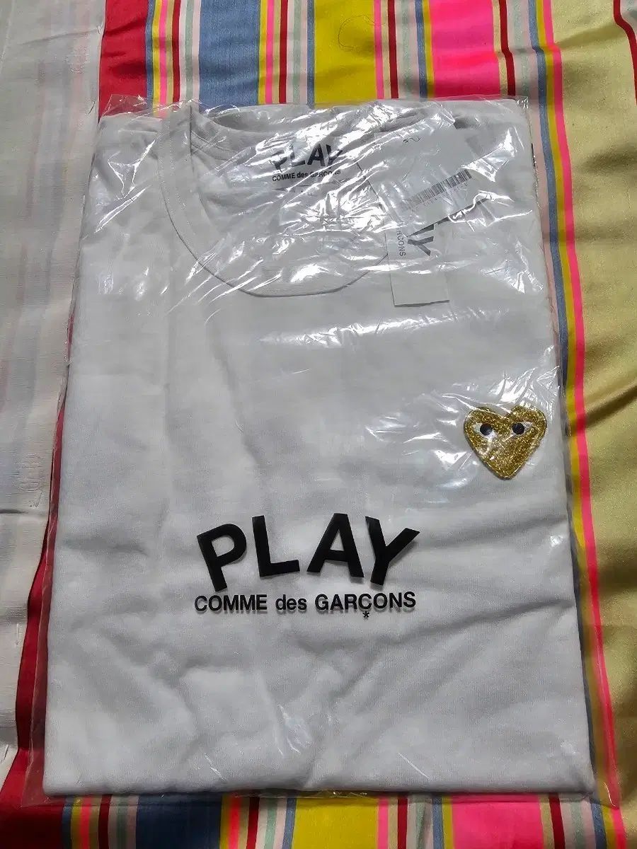 COMME des GARCONS PLAY 金色ワッペン 長袖 Tシャツ 白 XXL