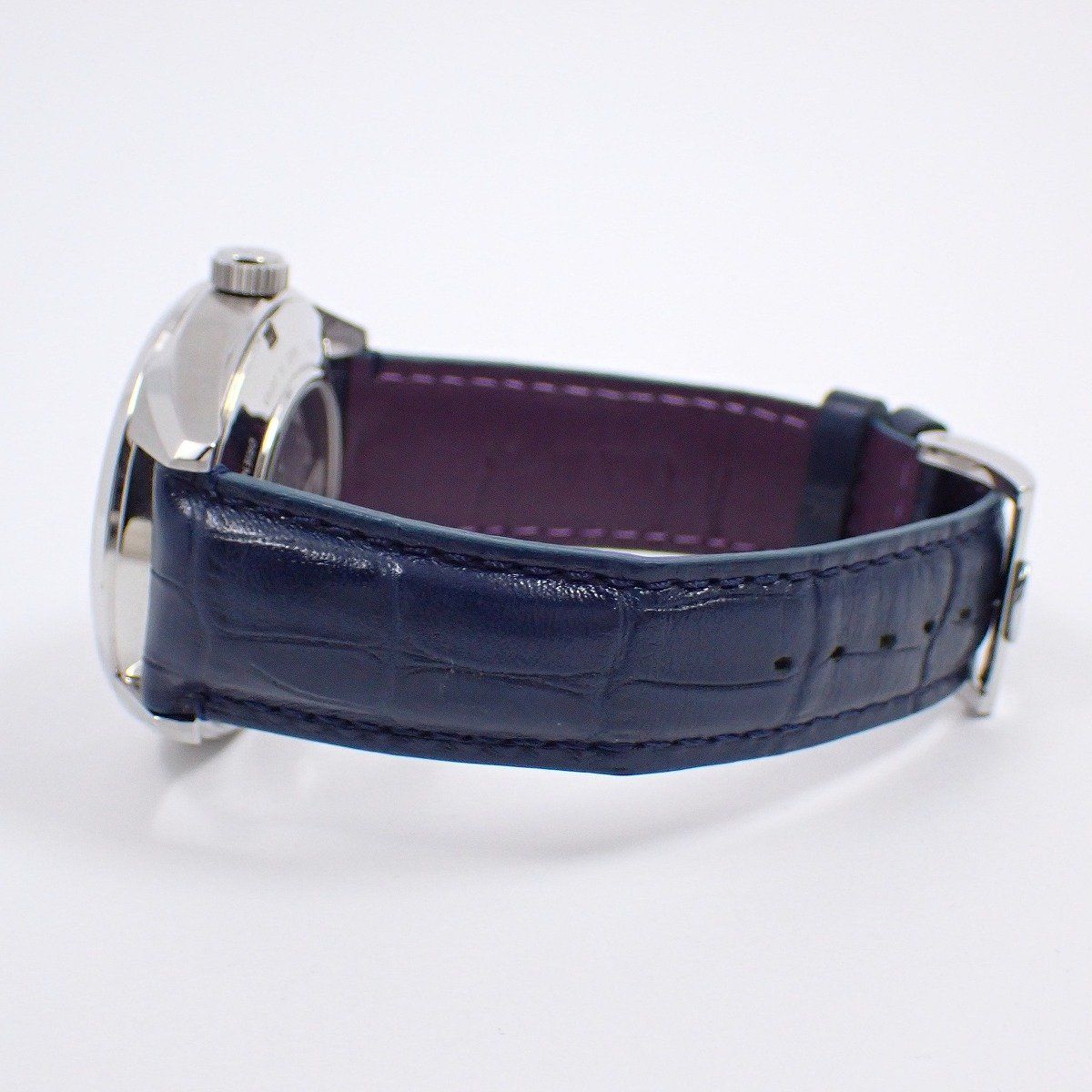 青文字盤 革ベルト