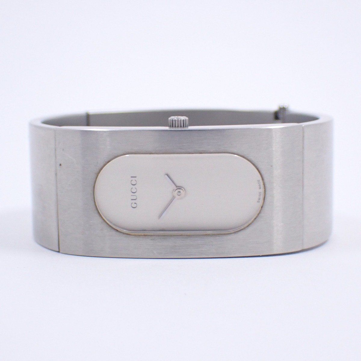 グッチ 2400 L バングルウォッチ クォーツ レディース 腕時計 シルバー文字盤 SSベルト Sサイズ