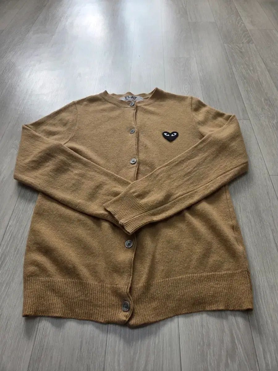 コム デ ギャルソン カーディガン ベージュ