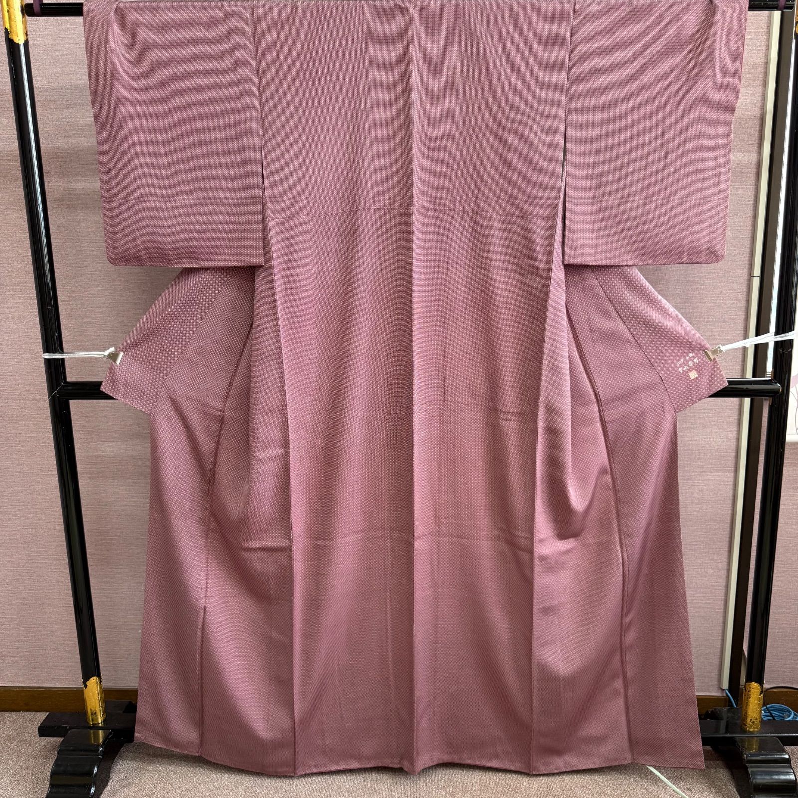 ★メルカリ仕舞、タンスに入らない、、、日本橋竺仙 江戸小紋 別注色 小紋 袷 着物 江戸小紋 紫 霰 紋なし リサイクル着物 k-877 - メルカリ