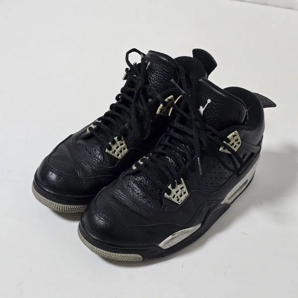ナイキ エアジョーダン 4 レトロ オレオ ブラック スニーカー 260 0823