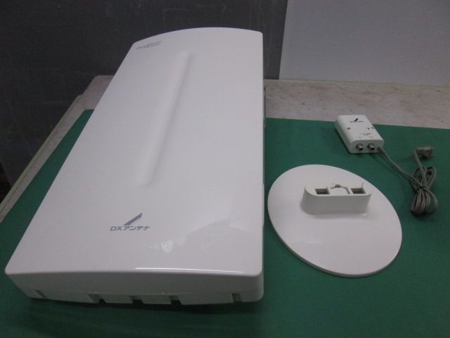  DXアンテナ 地上デジタル放送用平面アンテナ UHFブースター内蔵 UAD 1900 0105 JI 7 AT-1 S その他 テレビ