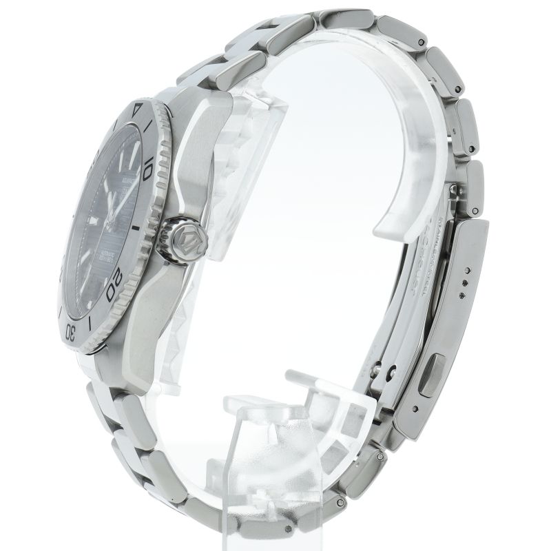 アクアレーサー