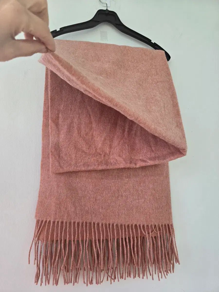 Studios アクネストゥディオズ