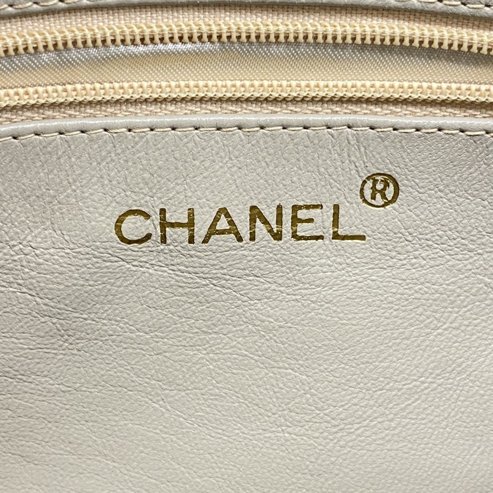 シャネル(Chanel) シャネル ショルダーバッグ 付きチェーンショルダー