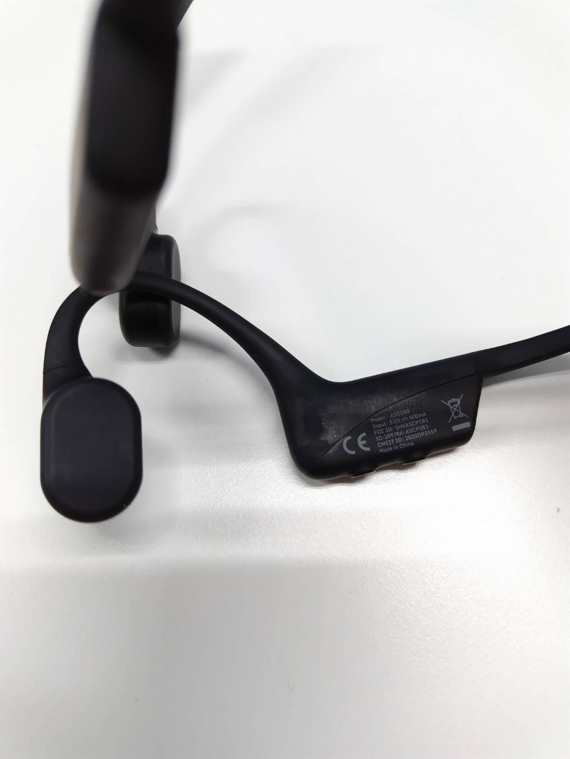 動作品 Aftershokz Opencomm 骨伝導イヤホン ASC100 AfterShokz OpenComm ASC100 骨伝導イヤホン - メルカリ