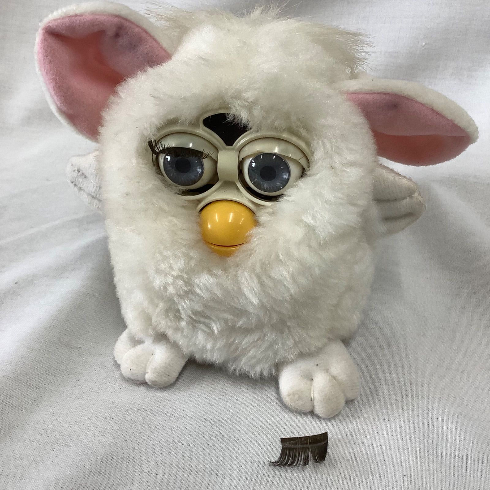 ジャンク】初代ファービー ホワイト R758 - メルカリ