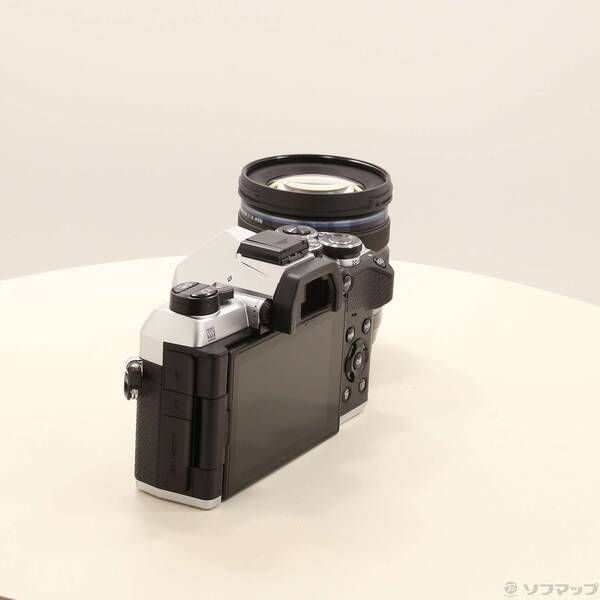 中古品〕 OM-5 Mark II 12-45mm F4.0 PRO レンズキット シルバー【276