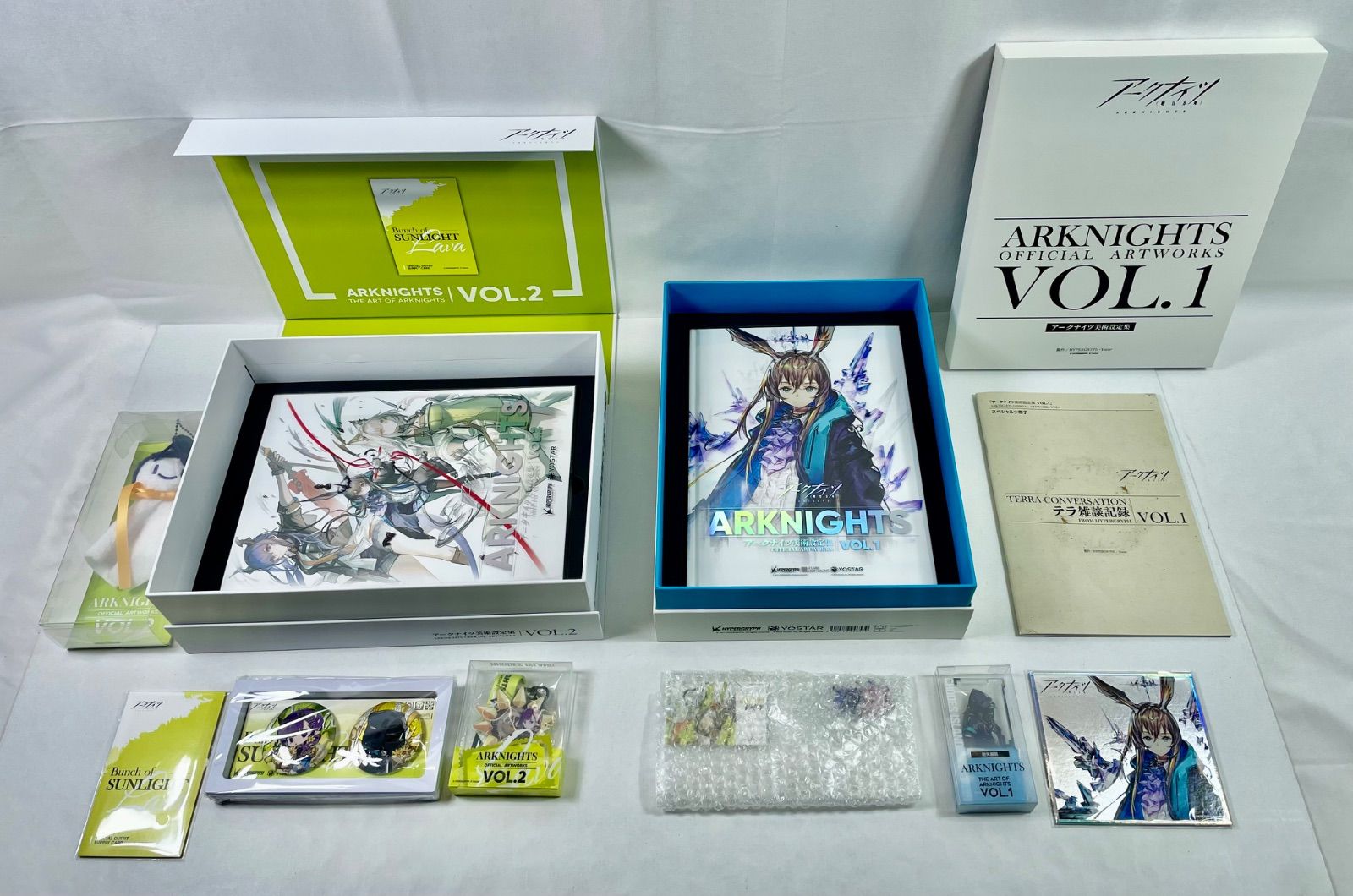 A 2408 アークナイツ 美術設定集 Vol.1 Vol.2 セット 付属品完備