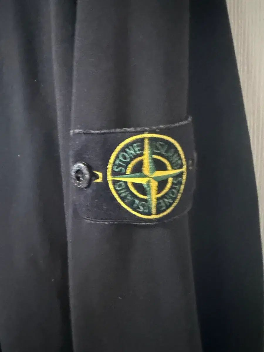 ストーンアイランド ブラック XL