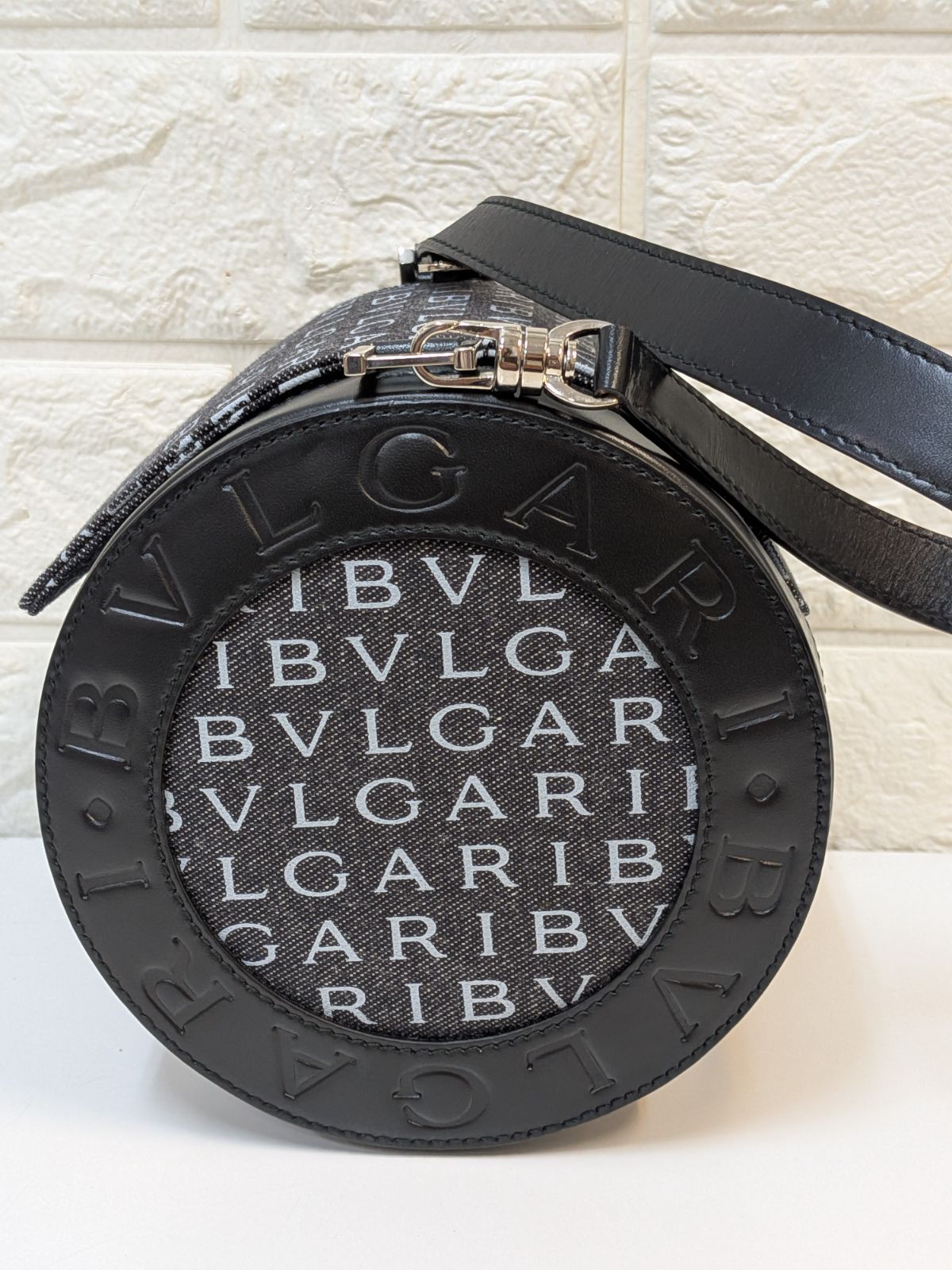 真贋済 未使用に近い】BVLGARI ビーゼロワン ハンドバッグ ロゴマニア