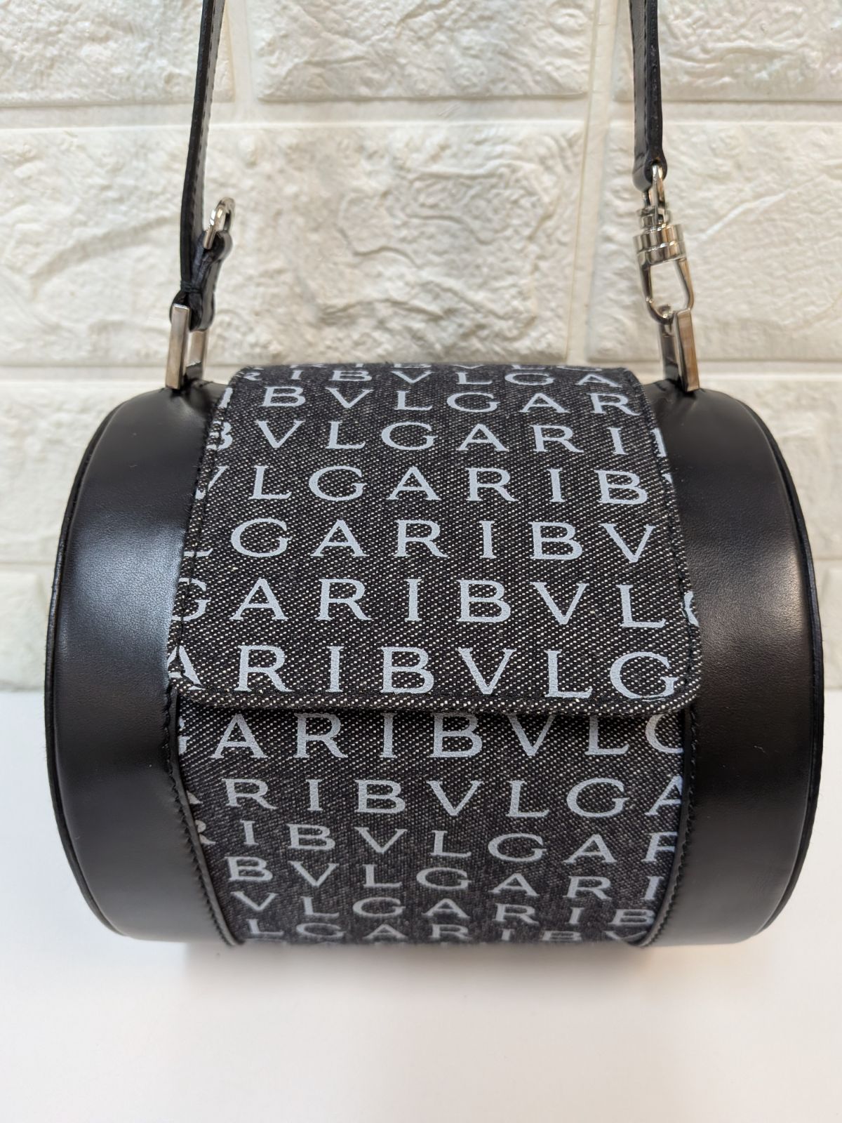 真贋済 未使用に近い】BVLGARI ビーゼロワン ハンドバッグ ロゴマニア