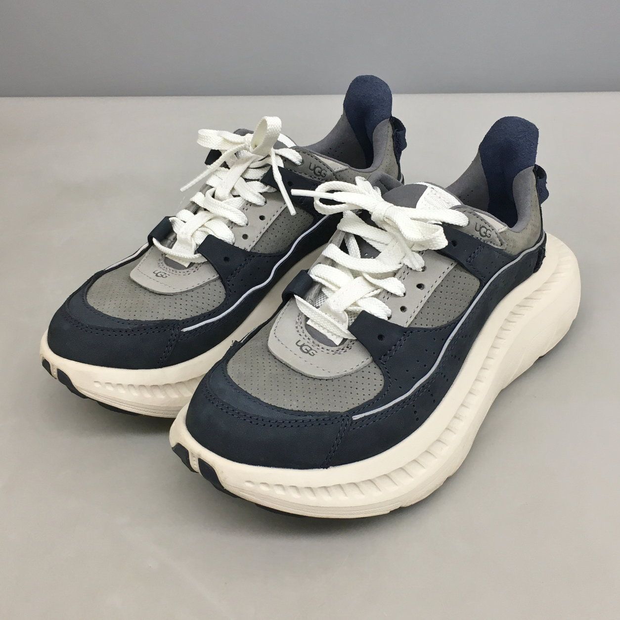 UGG アグ スニーカー ブイツーヌバック グレー 23 cm レディース