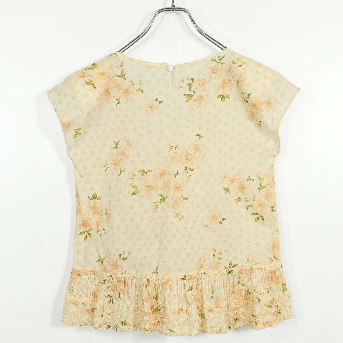 美品】ワンダフルワールド カネコイサオ☆桜pt ♪リボン付きブラウス