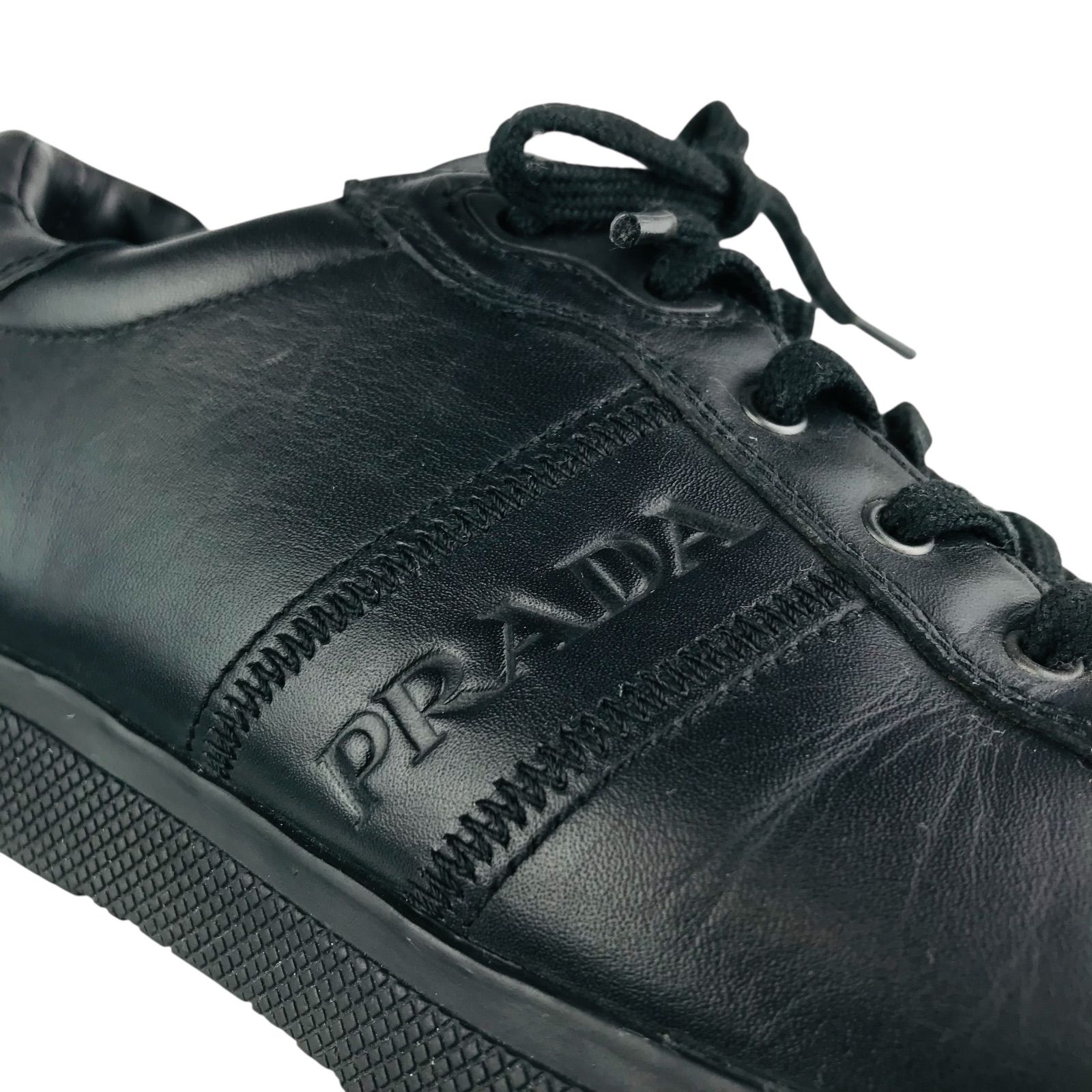 美品☆PRADA SPORT・プラダスポーツ・レディース レザー エンボス加工