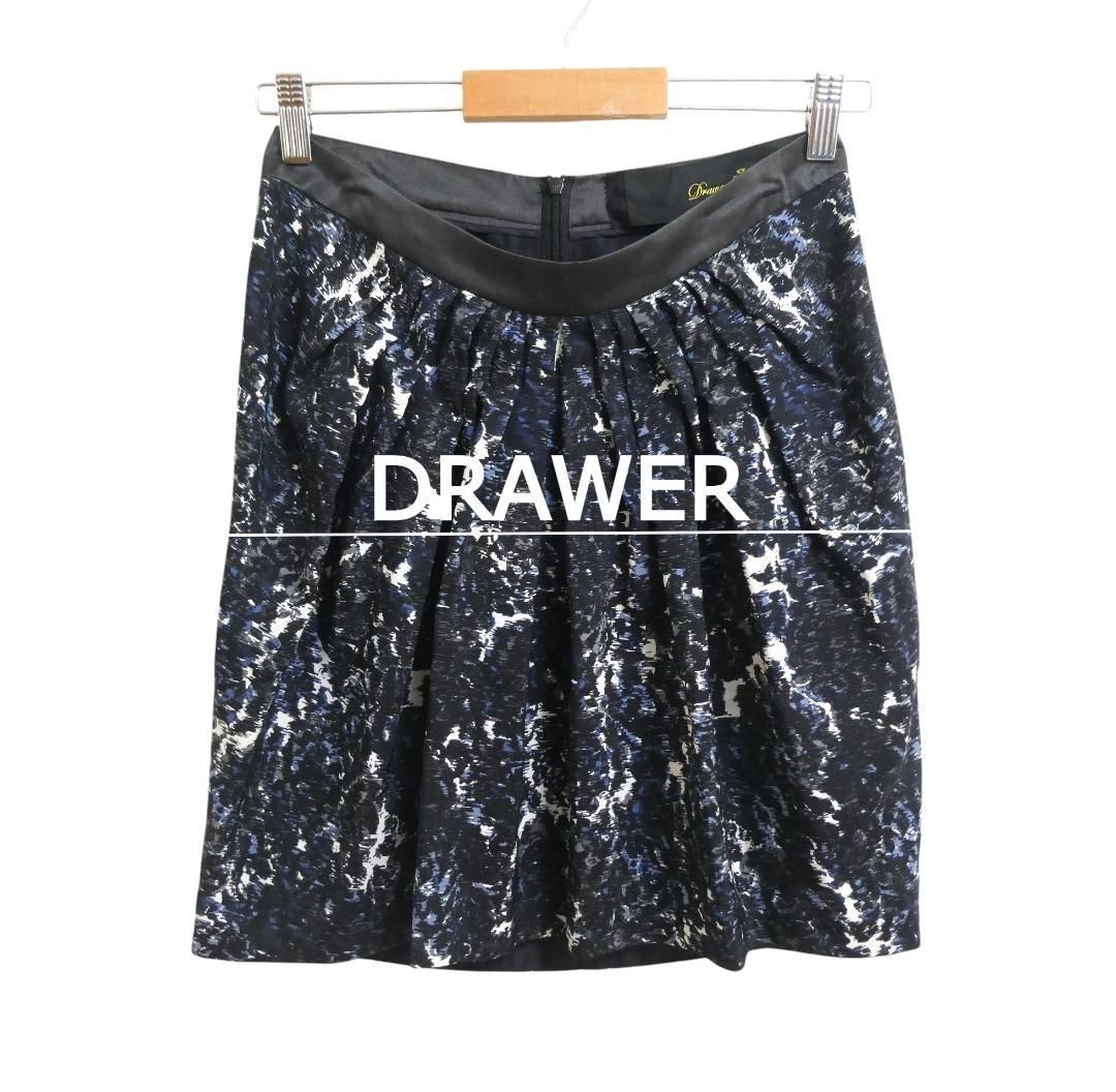 DRAWER ドゥロワー サイズ36 シルク100％ 総柄 ミニスカート 台形スカート マルチカラー ブラック系 レディース