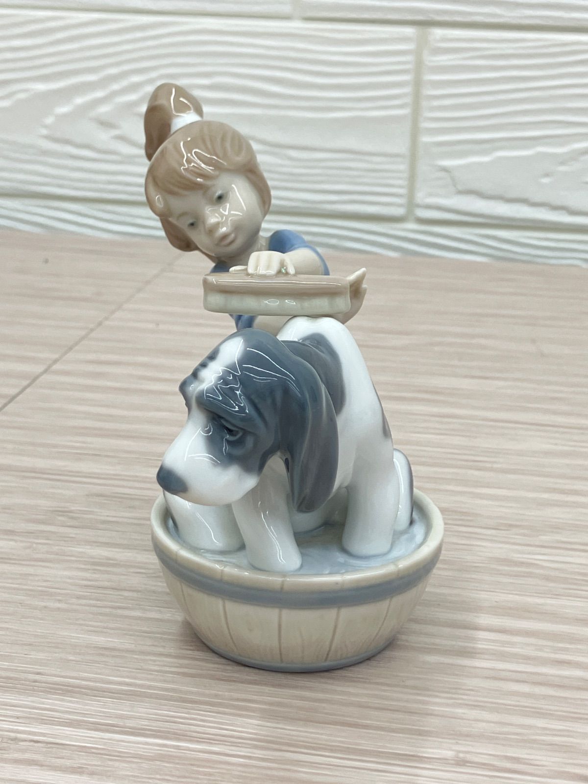 リヤドロ リアドロ 5455 きれいにしましょうね 仔犬 女の子 LLADRO リヤドロ 5455 きれいにしましょうね 仔犬 犬 女の子 - メルカリ