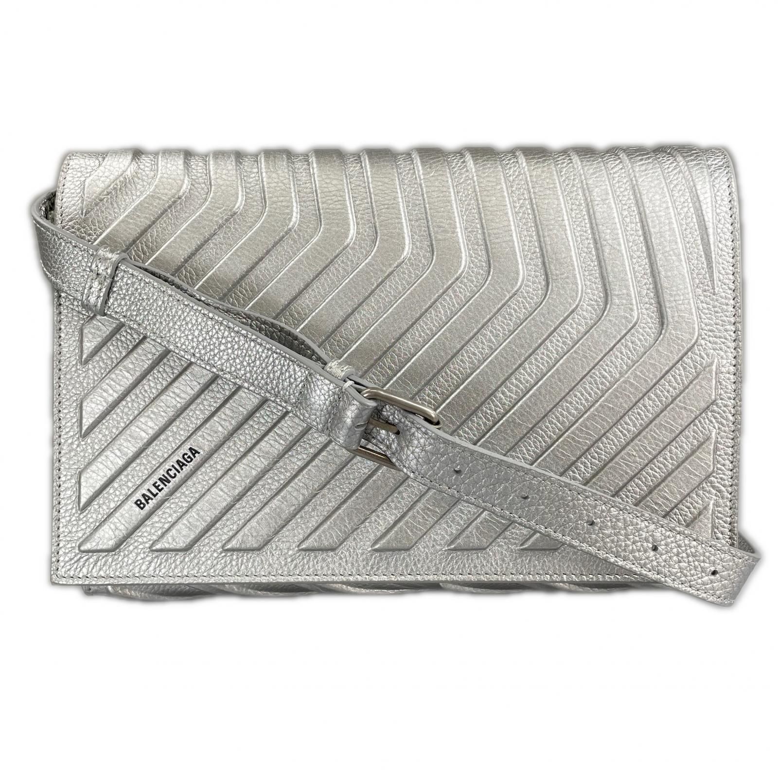 BALENCIAGA バレンシアガ カー フラップバッグ ショルダーバッグ グレインカーフレザー シルバー メンズ