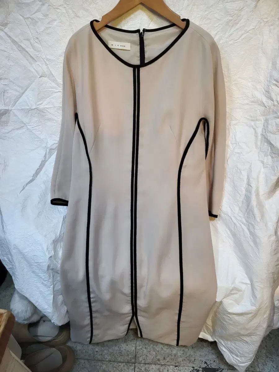 MISSHA ミシャ ベージュ バイカラー ロング ONE PIECE