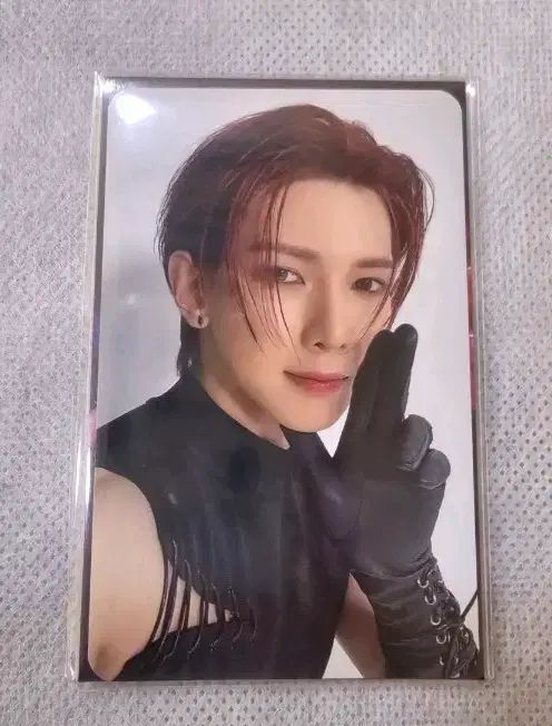 ATEEZ（エイティーズ・アチズ） LIGTH THE WAY VRコンサート 1次 特典 - ヨサン(YEOSANG)