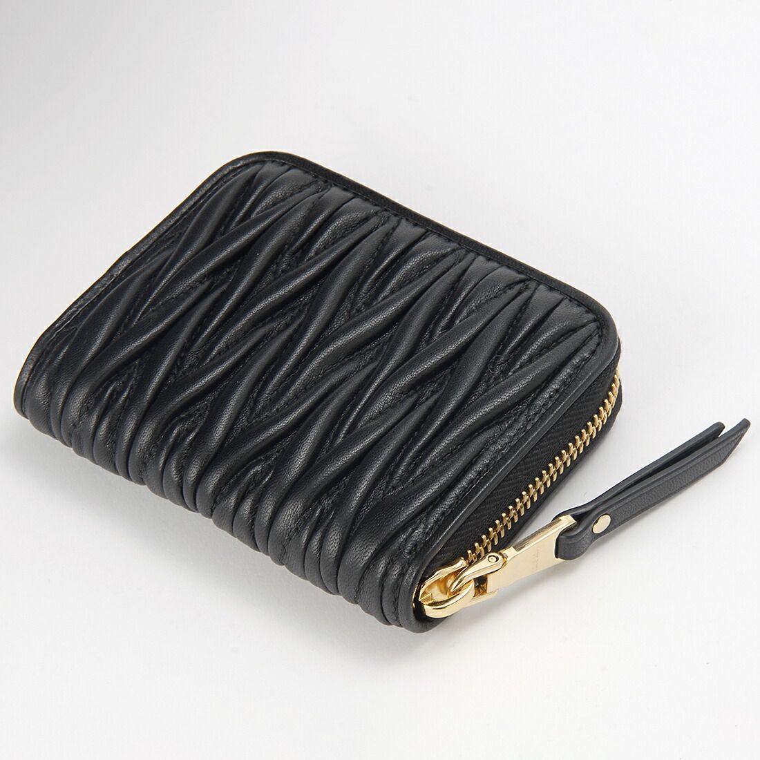 MIU ミュウミュウ コインケース 5 MM 268 AFPP F 0002 MATELASSE マトラッセ