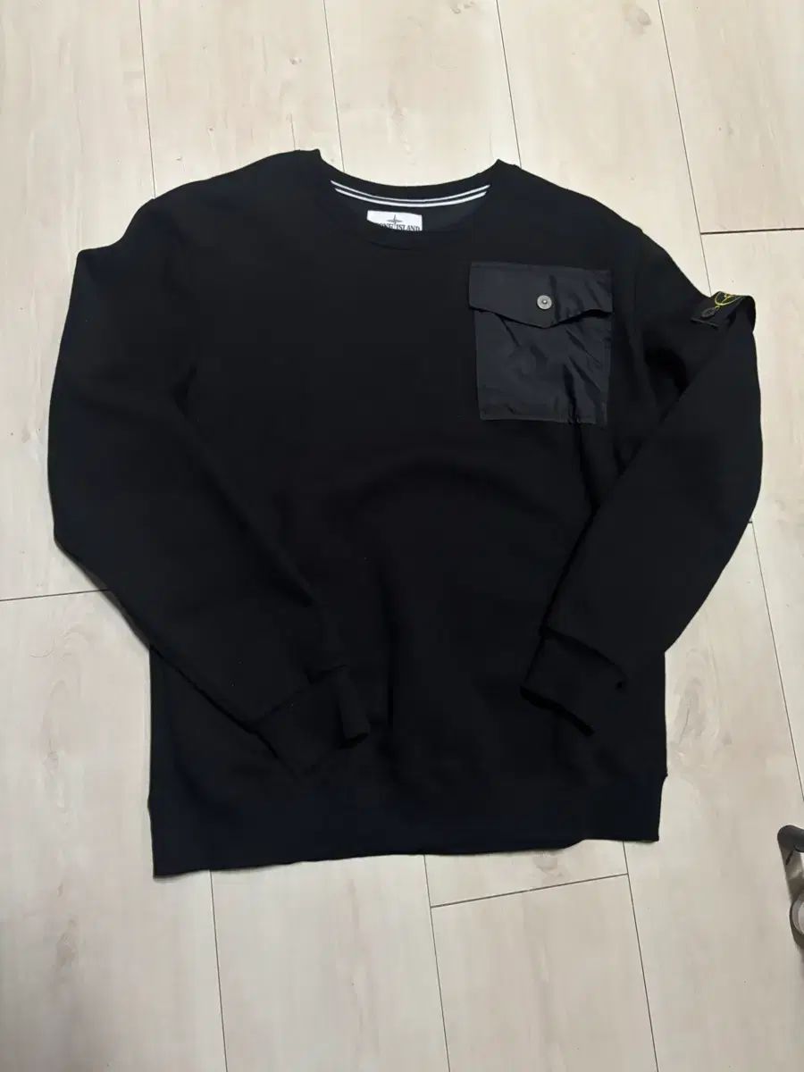 ストーンアイランド ポケット スウェット 100