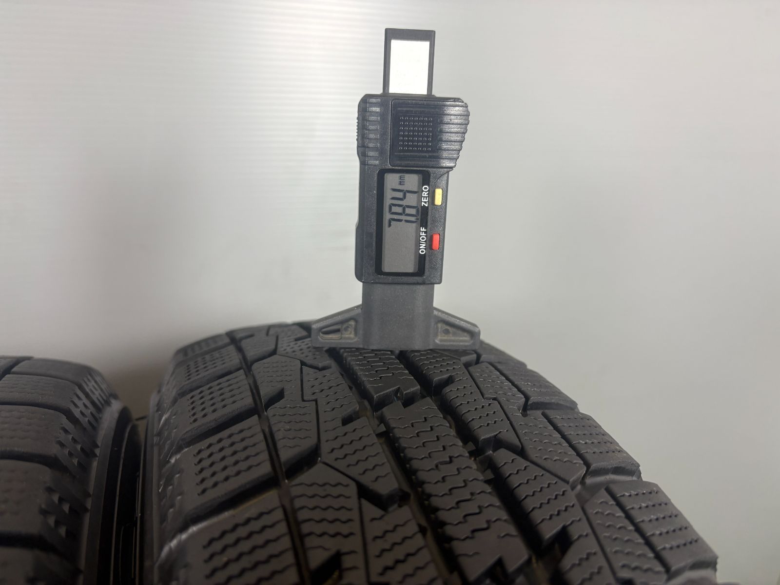  155|65 R 14 トーヨー GIZ 2020年製 4本 冬 タイヤ スタッドレス TB 908 14インチ スタッドレス