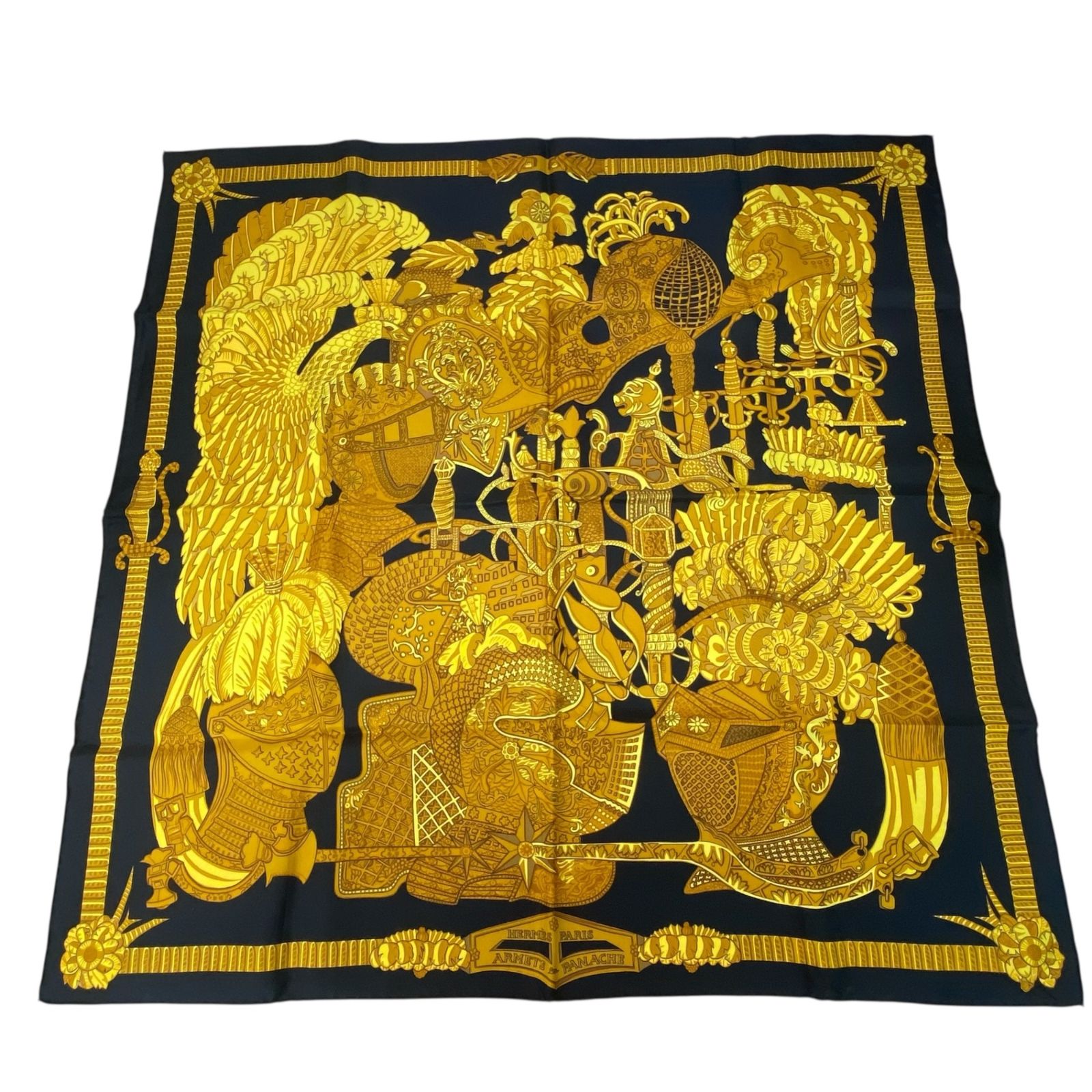 専用　　　　エルメス　カレ　90 面貌のない兜　騎士 新品同様 HERMES エルメス カレ90 ARMETS en PANACHE 羽飾りの騎兵兜