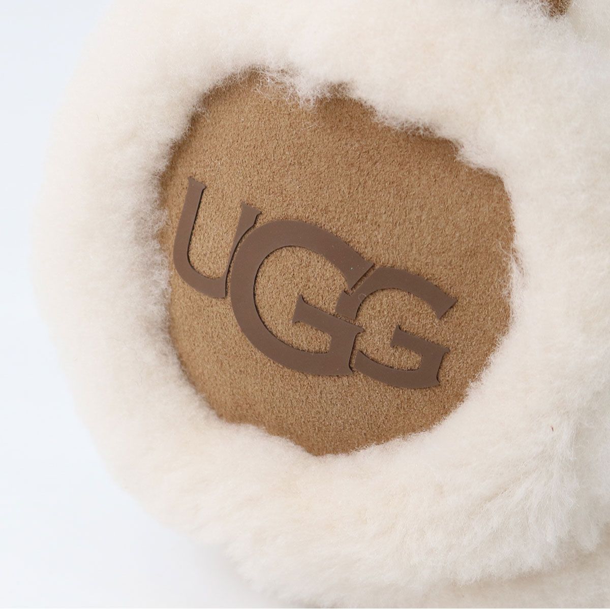 UGG 耳あて アイボリー イヤーマフ 箱付き 箱 Ugg イヤマフ UGG
