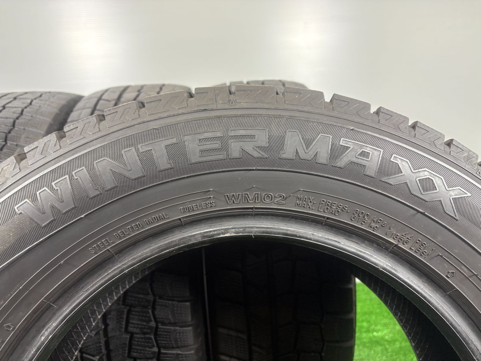 送料無料☆195/65R15 ダンロップ WM02 2022年製 4本 冬 タイヤ