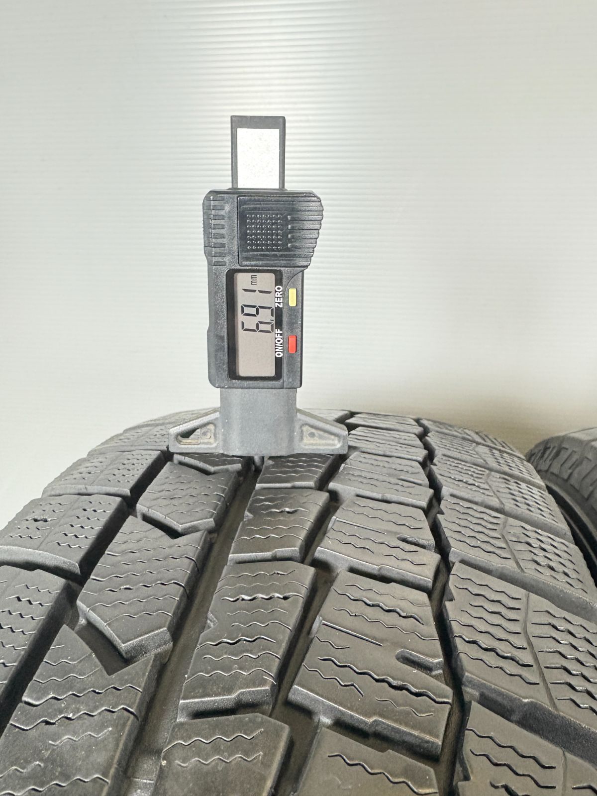 送料無料☆195/65R15 ダンロップ WM02 2022年製 4本 冬 タイヤ