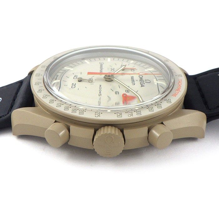 スウォッチ×オメガ Swatch×OMEGA 腕時計 スピードマスター ミッショントゥジュピター ベージュ文字盤 クロノグラフ スモールセコンド バイオセラミック ブラック ナイロンベルト クオーツアナログ 箱 保付き