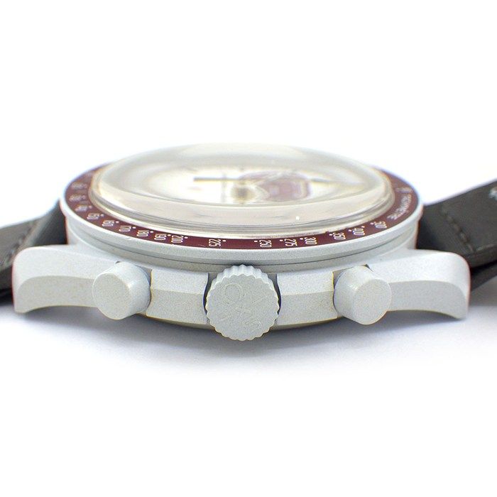 スウォッチ×オメガ Swatch×OMEGA 腕時計 スピードマスター ミッショントゥプルート バーガンディ|ホワイト文字盤 バイオセラミック ナイロンベルト クオーツアナログ 箱 保付き