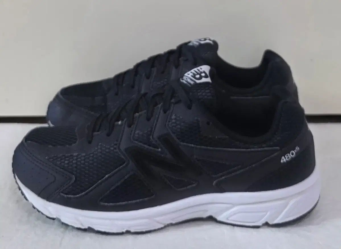 265 ニュー ンス 480 v 5 コアブラック 廃盤実物