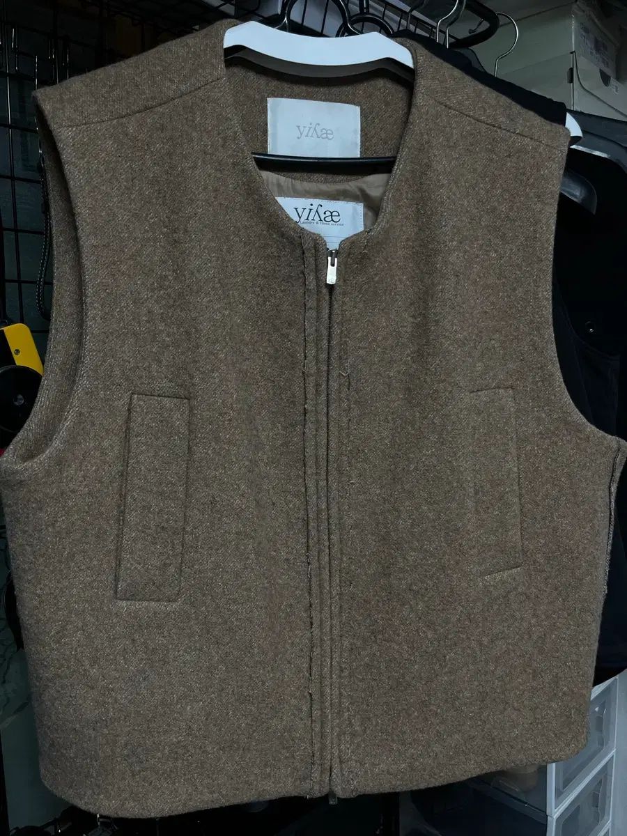 One size yiyae イーエ ジップアップ ベスト