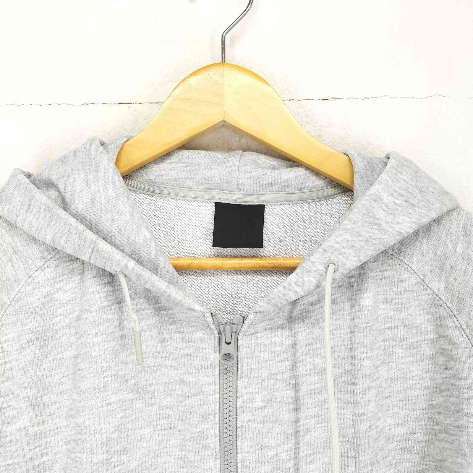 ダイワピアサーティナイン DAIWA PIER39 25SS TECH SWEAT FREEDOM ZIP