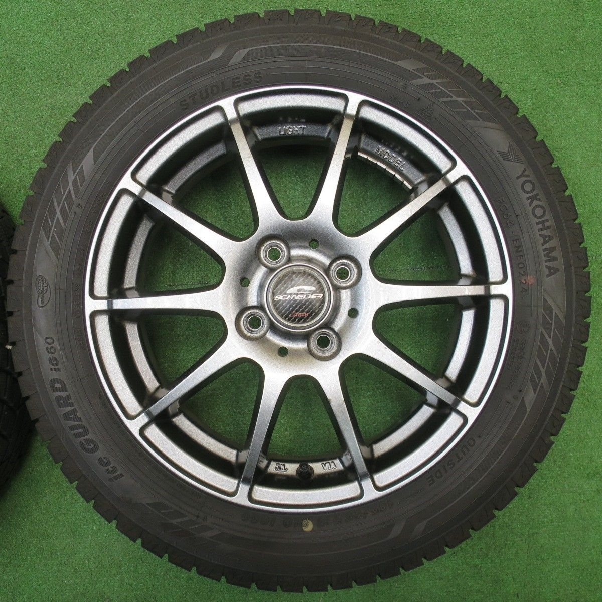 超バリ溝165/60R15国産ヨコハマアイスガードIG60スタッドレス4本セット 超バリ溝165/60R15国産ヨコハマアイスガードIG60スタッドレス4本セット