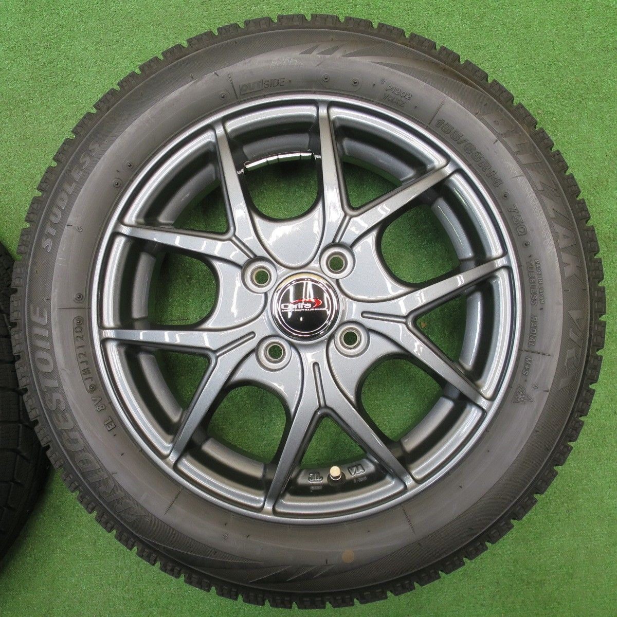 キレイ スタッドレス 155|65 R 14 ブリヂストン ブリザック VRX Carifa カリファ 14インチ PCD 100|4 H ス