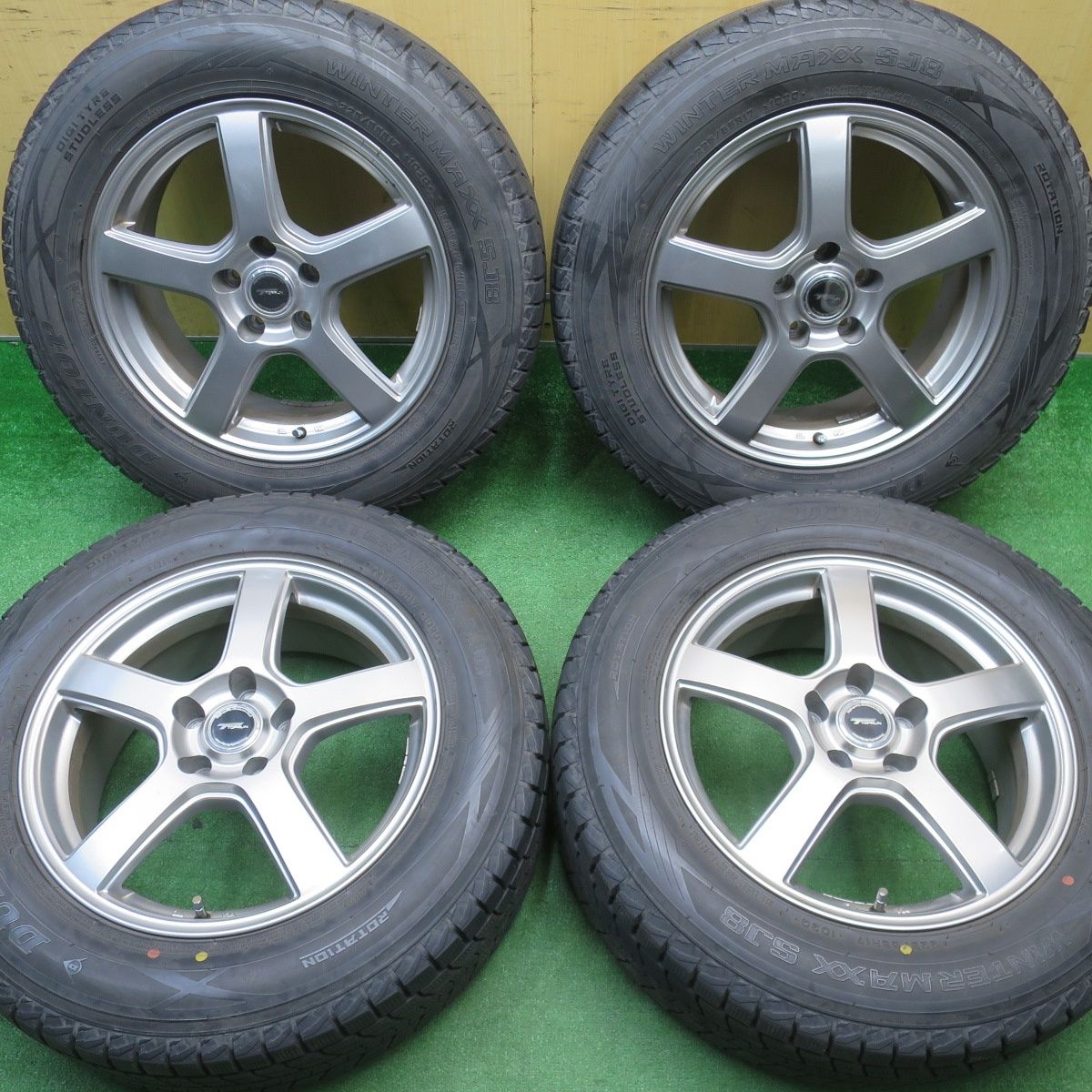 バリ溝！9.5分☆スタッドレス 225/65R17 ダンロップ ウインター