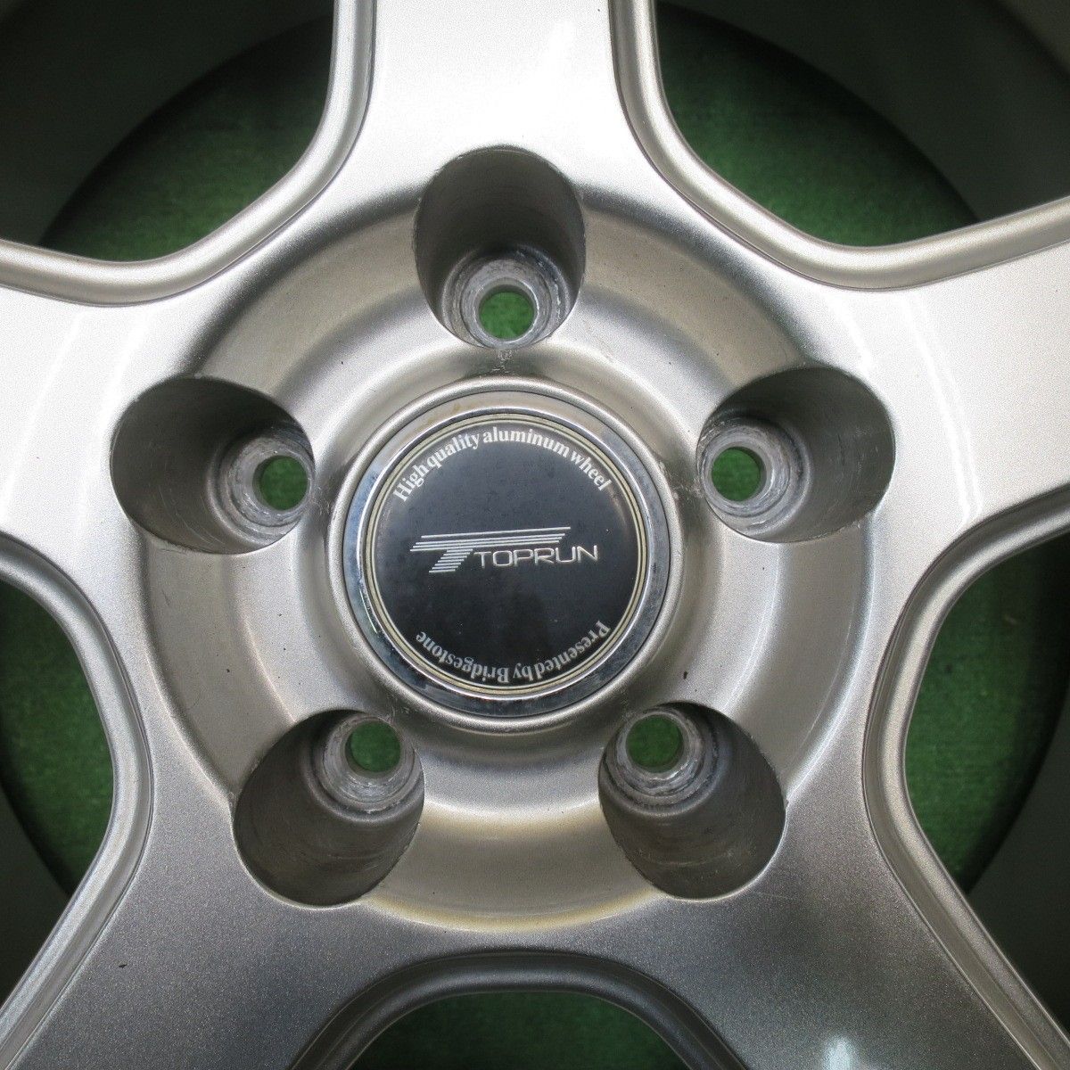 バリ溝 225 65R17 スタッドレスホイール4本セット　ダンロップ　SJ8 バリ溝！9.5分☆スタッドレス 225/65R17 ダンロップ ウインター