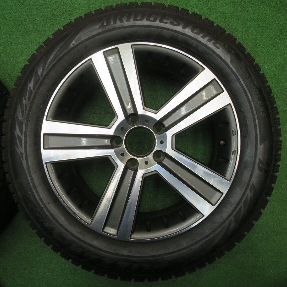 バリ溝 9.5分 ベンツ Vクラス W 447 EuroPremium WERNER 225|55 R 17 スタッドレス ブリヂストン ブリザック VRX 2 ユーロ ム ヴェルナー 17インチ PCD 112|5 H ス