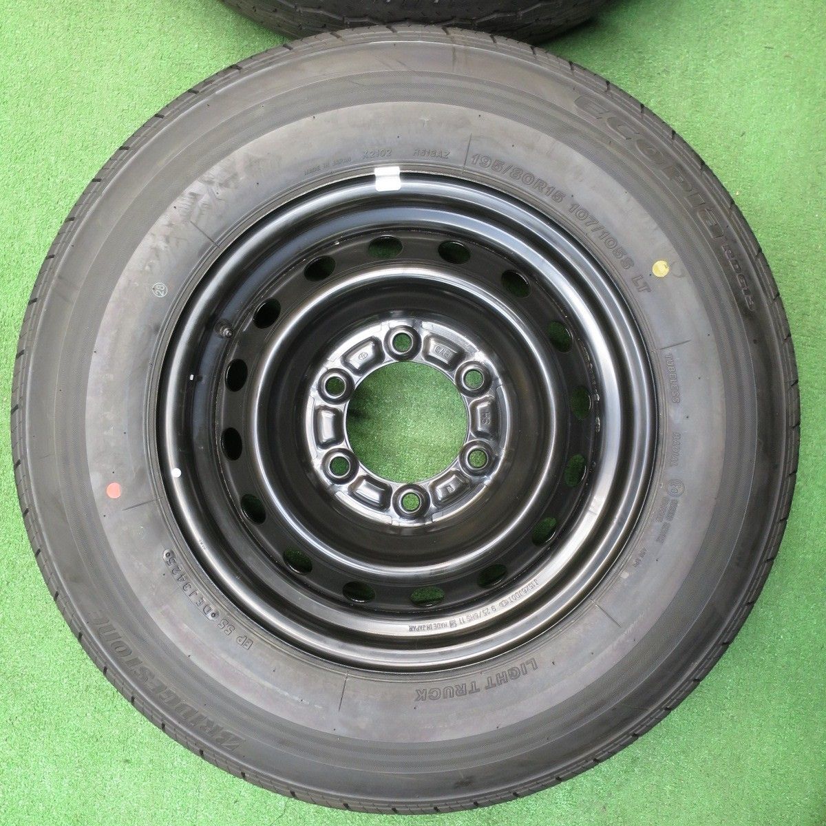  新車外し 25年 トヨタ ハイエース スチール 195|80 R 15 107|105 S ブリヂストン エコピア RD 613 15インチ PCD 139.7|6 H ノ 15インチ タイヤ ホイールセット