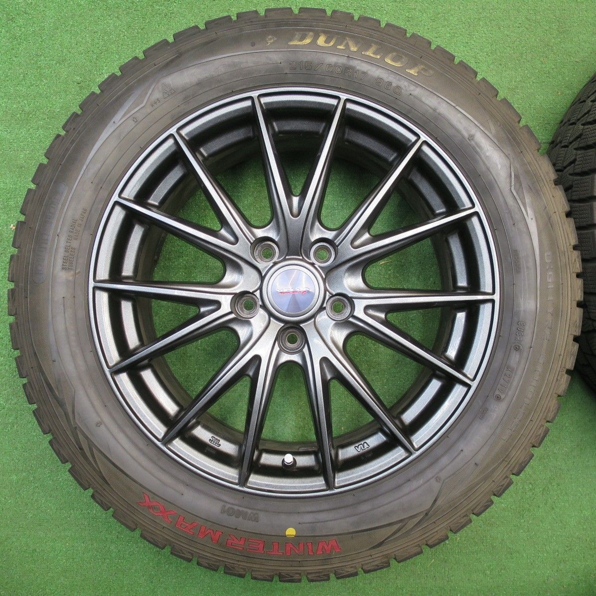  バリ溝 キレイ 9.5分 スタッドレス 215|60 R 17 ダンロップ ウインターマックス WM 01 VELVA SPORTZ ヴェルヴァ 17インチ PCD 114.3|5 H ス 17インチ タイヤ ホイールセット