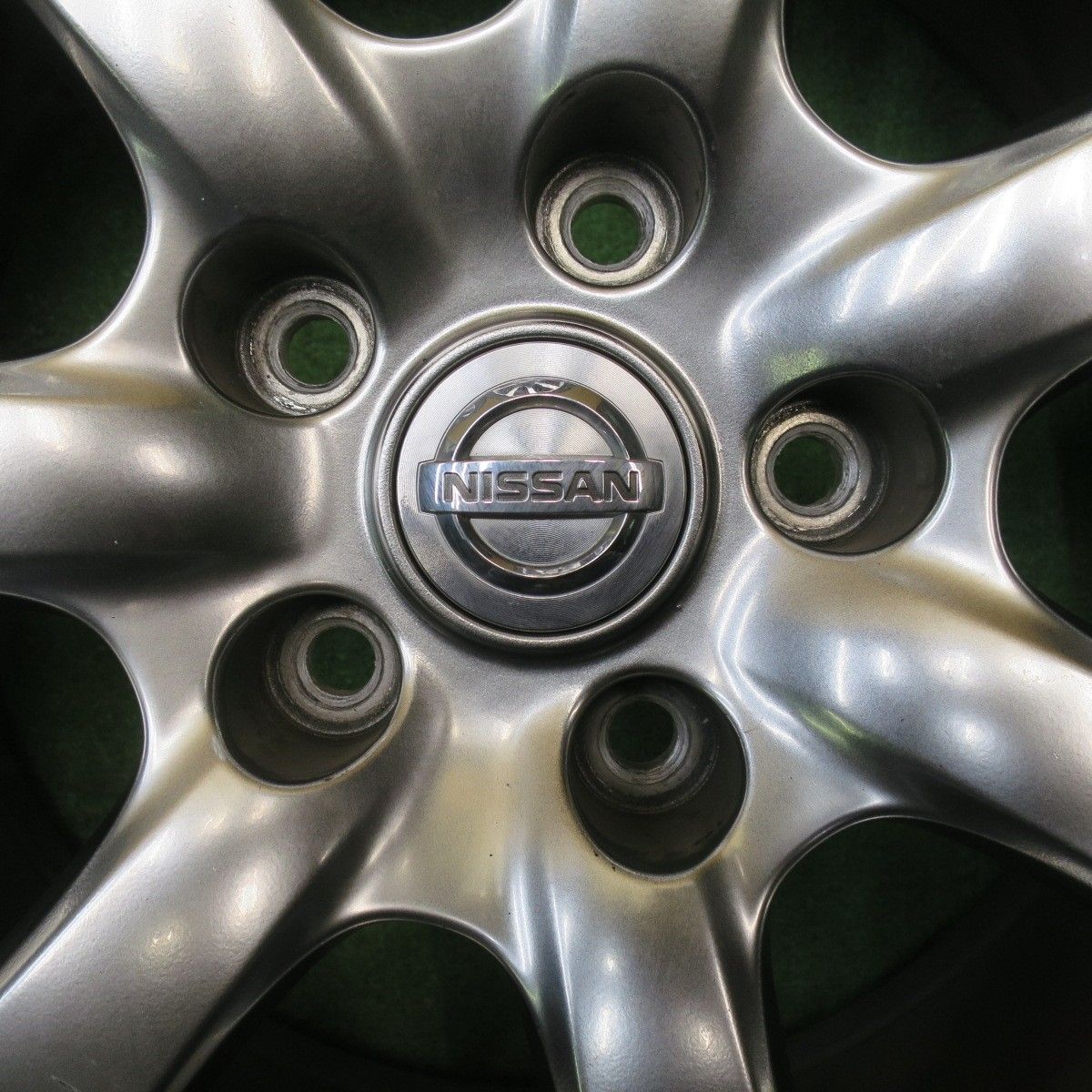  バリ溝 8.5分 日産 V 35 スカイライン 215|55 R 17 スタッドレス ピレリ アイスアシンメトリコ 17インチ PCD 114.3|5 H ス 17インチ タイヤ ホイールセット