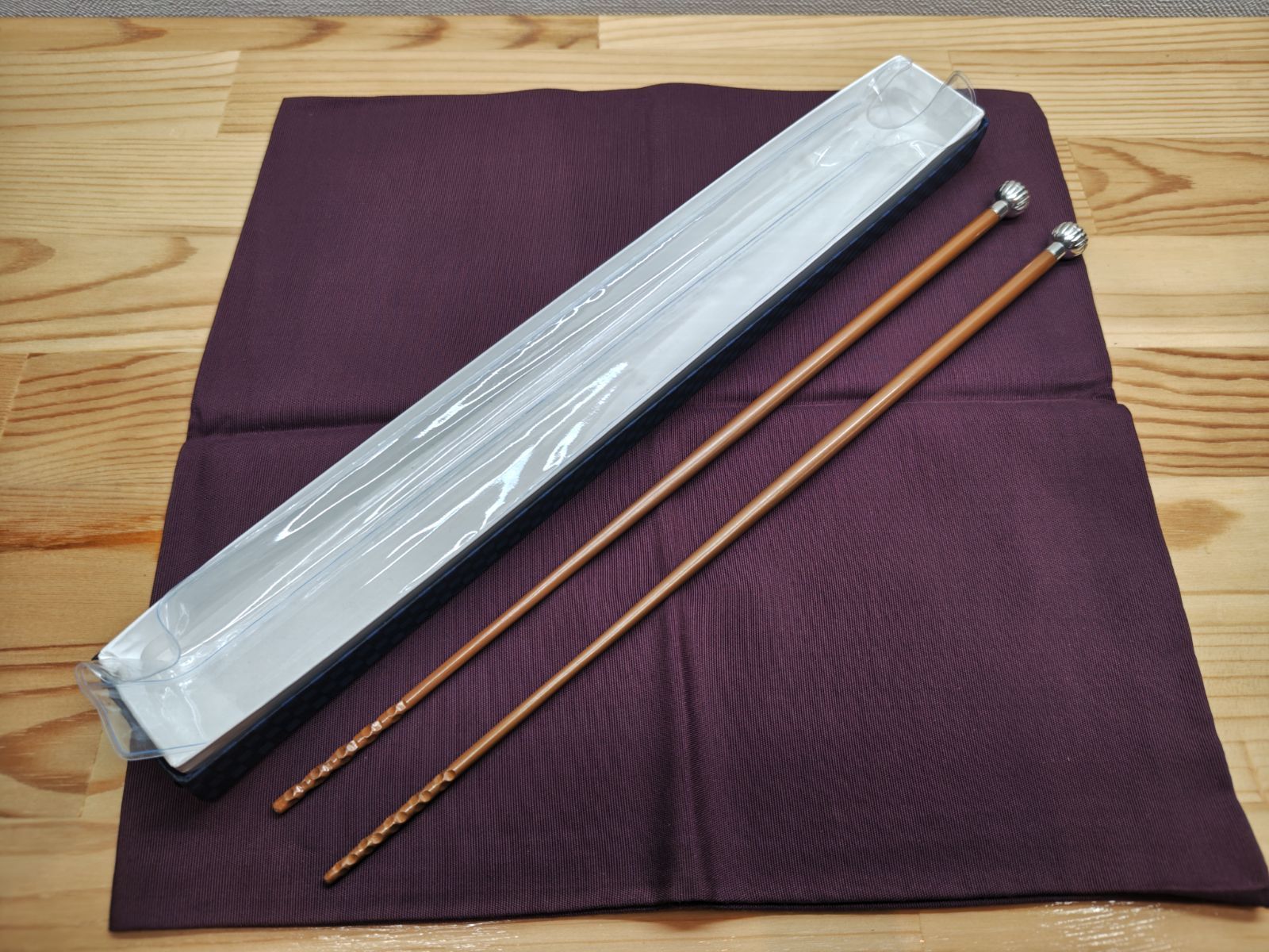 茶道具　古鉄　四方すかし飾　火箸　時代箱　V　8962 茶道具 古鉄 四方すかし飾 火箸 時代箱 V 8962 茶道具 古鉄 四方すかし