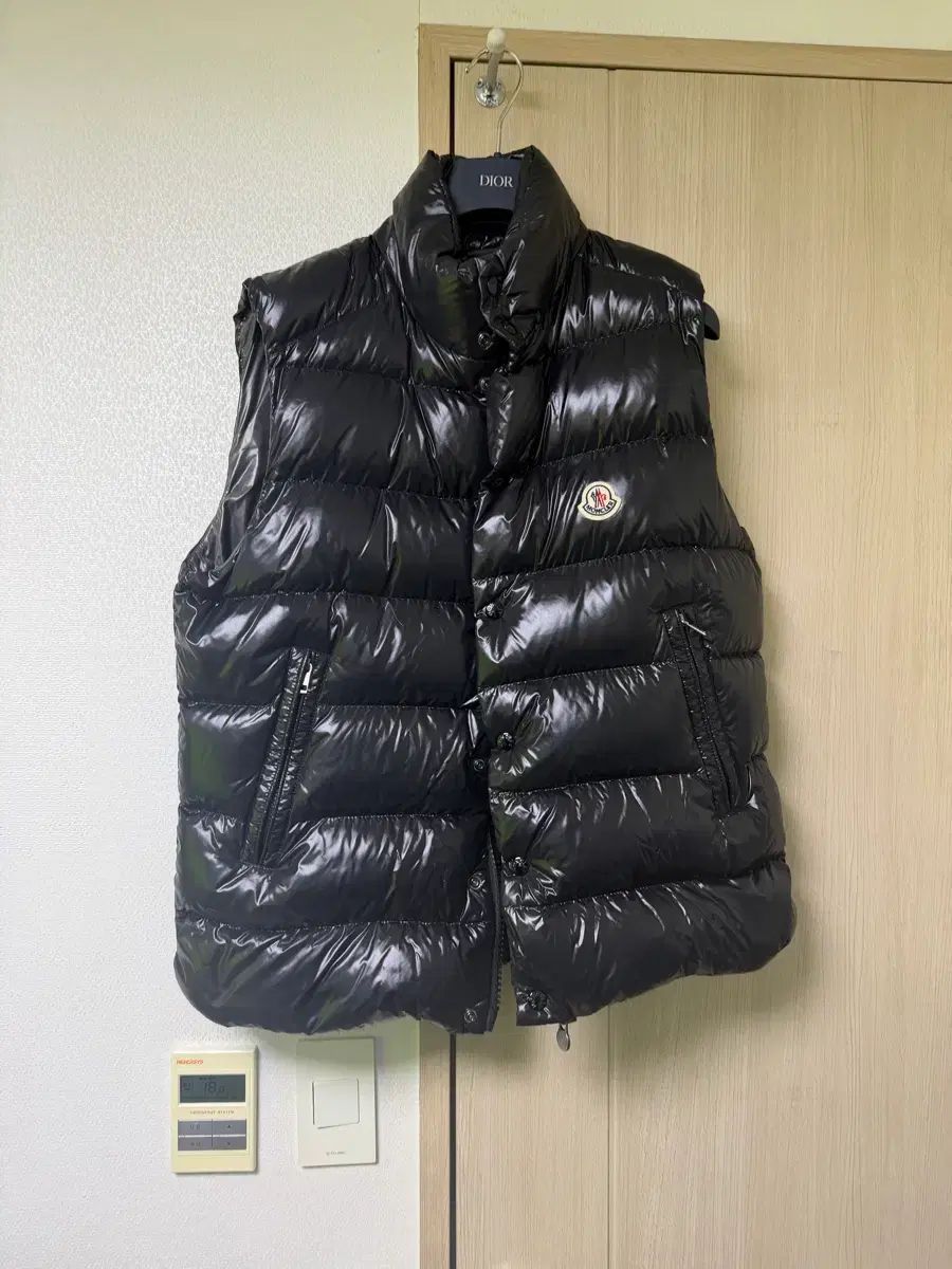 3 モンクレール TIBB ダウンベスト
