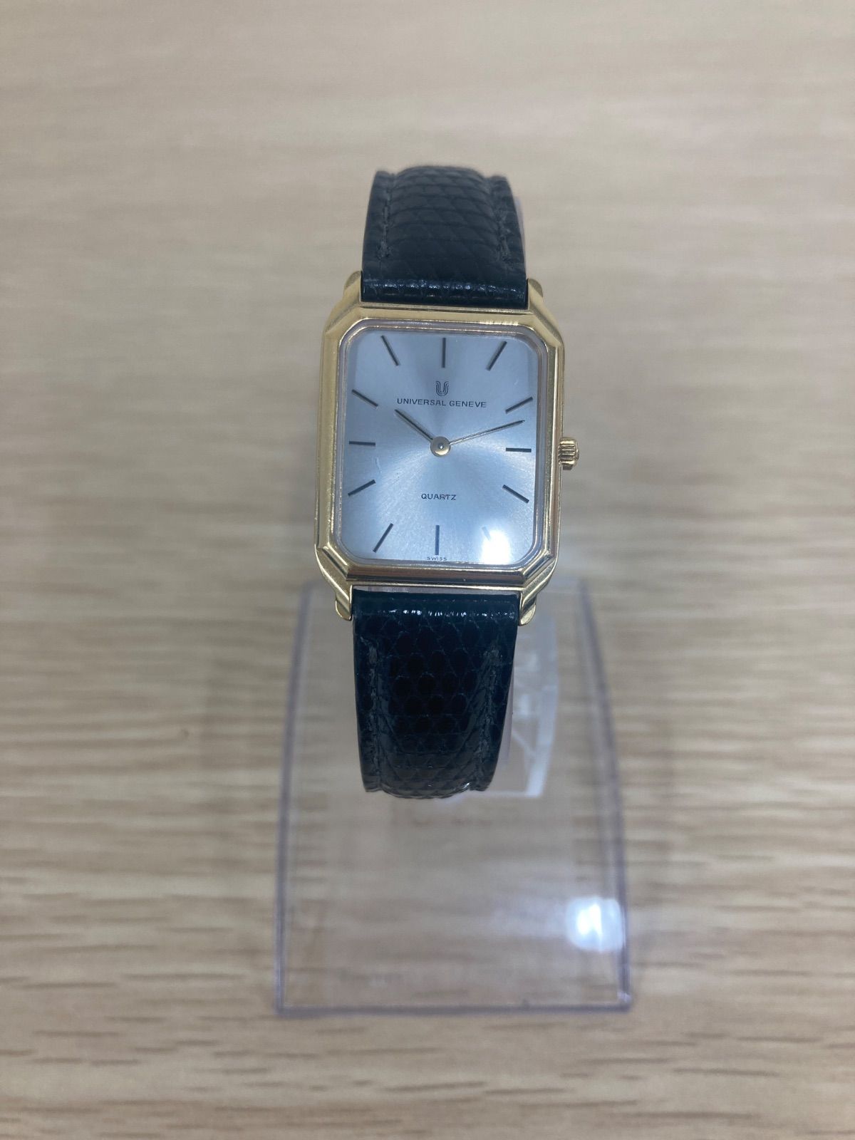 ％2 不動品 ユニバーサル ジュネーブ GENEVE 腕時計 クォーツ ブラック ゴールド シルバー 黒 金 銀 スクエア 時計 1