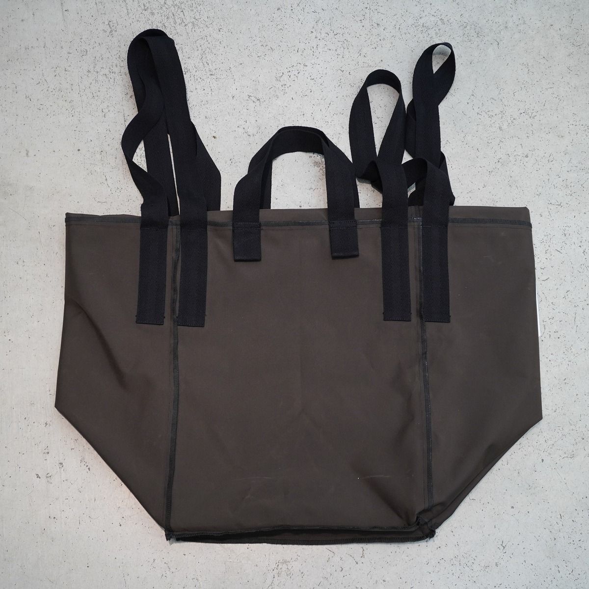 定番 24SS GR10K ジーアールテンケー 3l Microgrid Soil Sack In Brown 